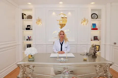 Dr. Özlem Biçer Hair Transplant Clinic