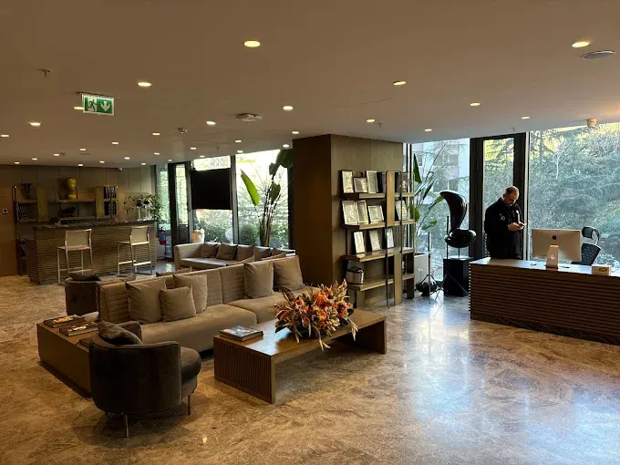 Hairneva Clinic