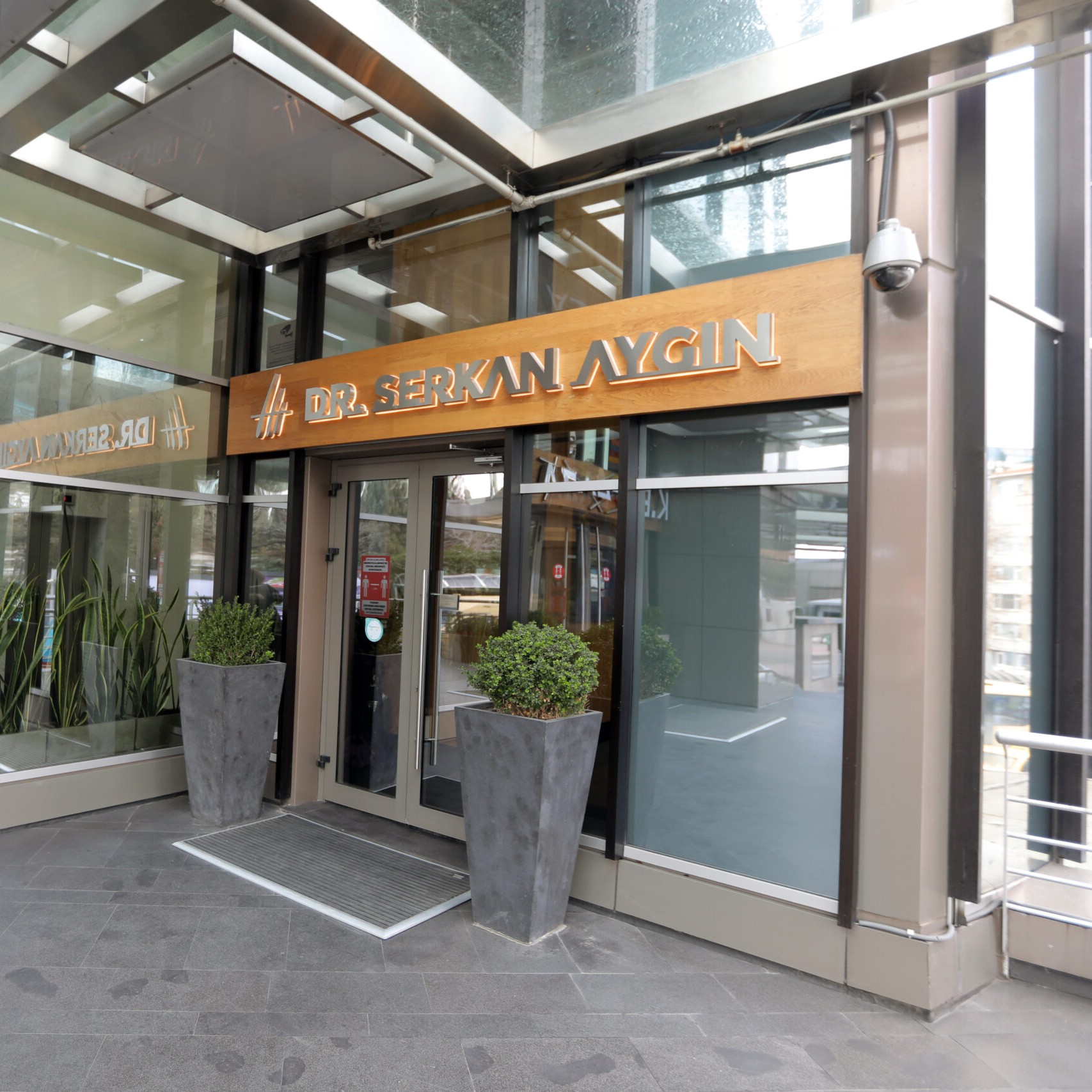 Serkan Aygın Clinic